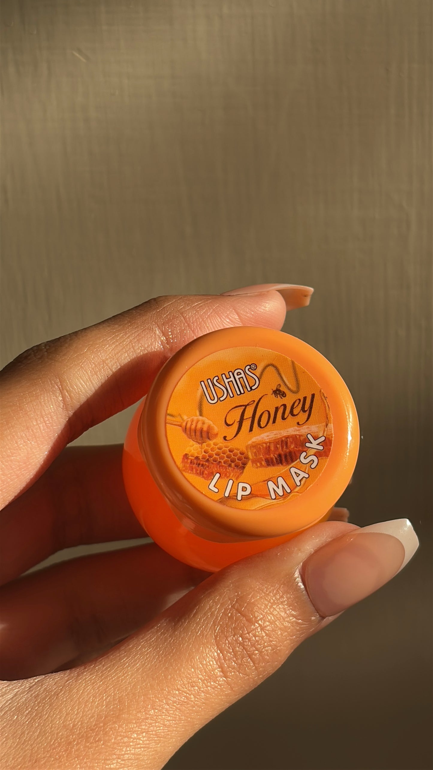 USHAS Honey lipmask