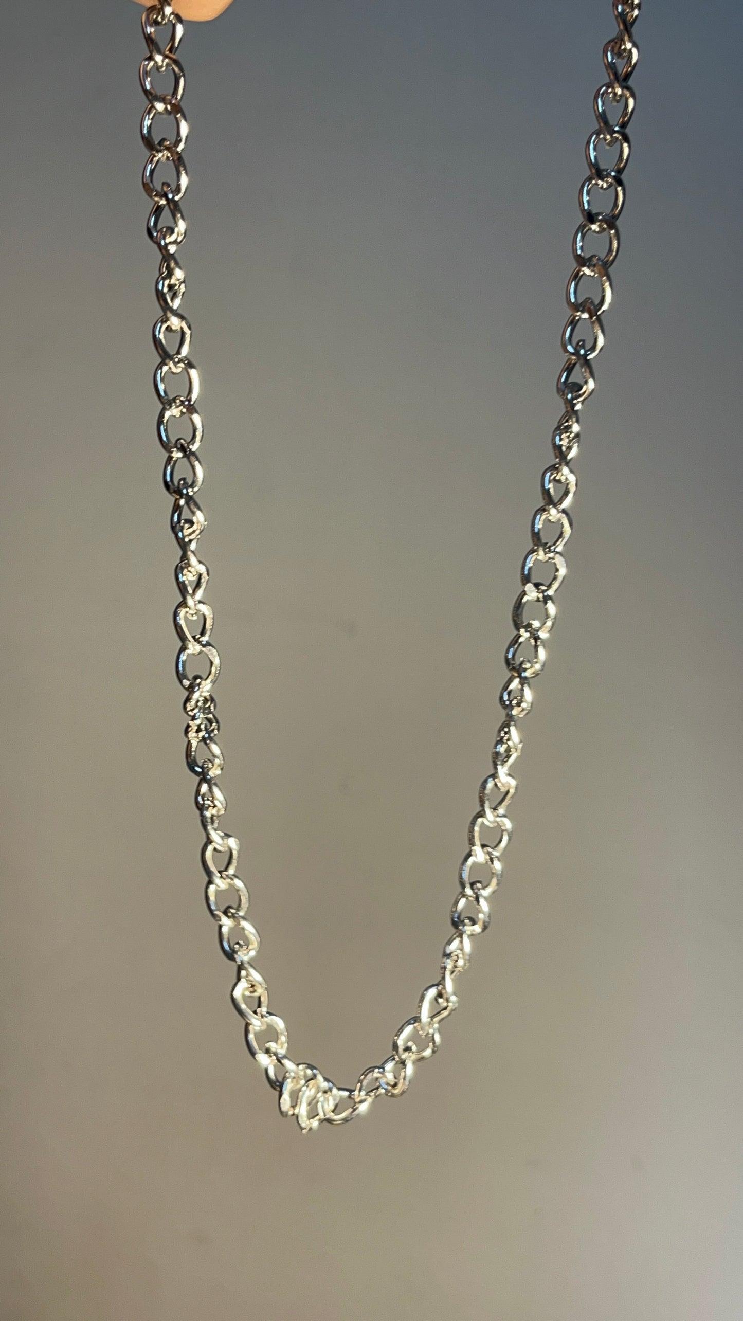 Silver Medium Chain