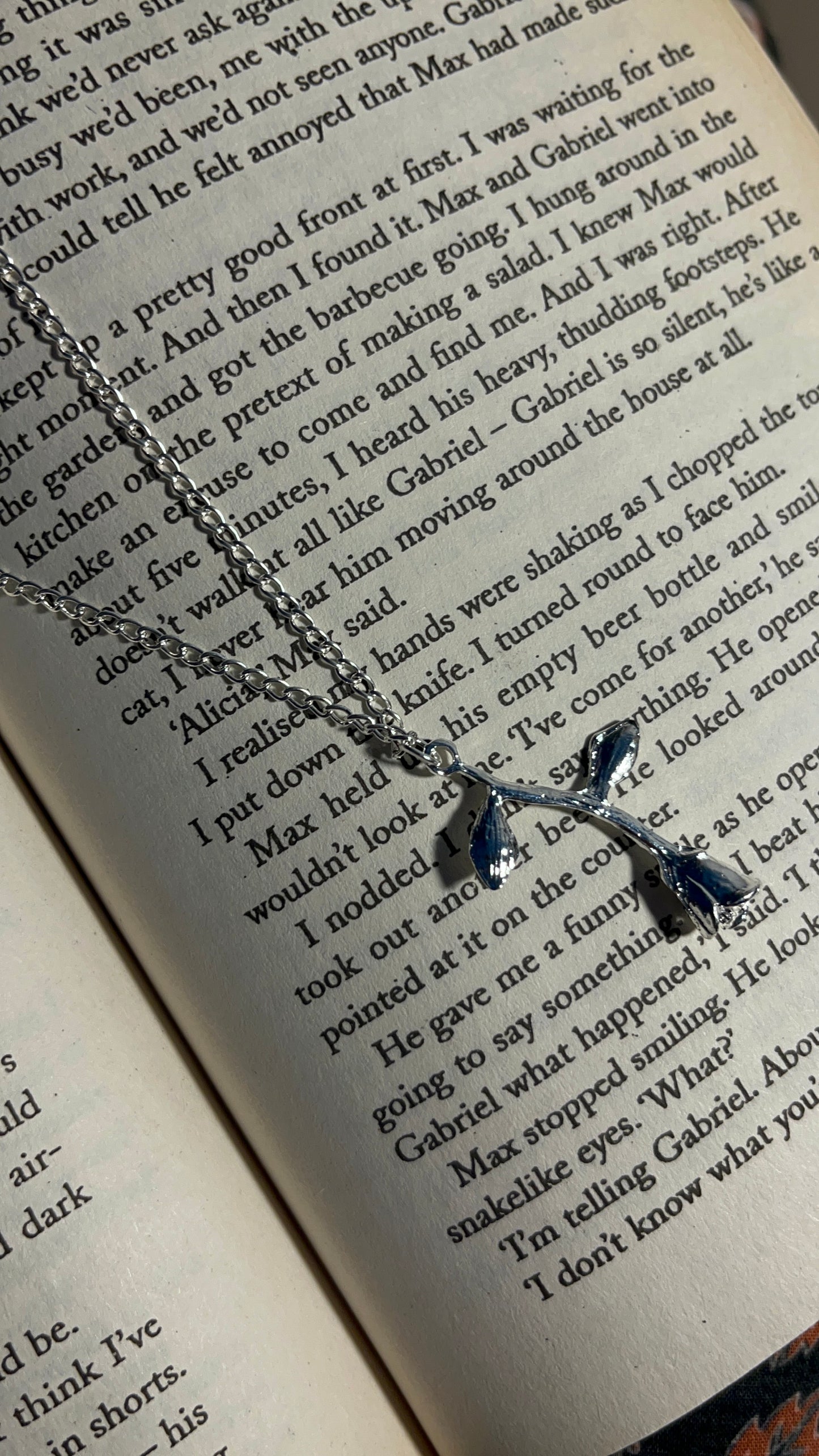Rose Necklace-010