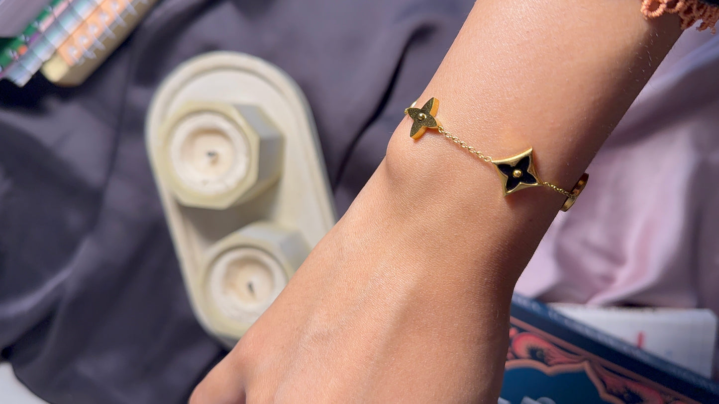 Lv’ Bracelet