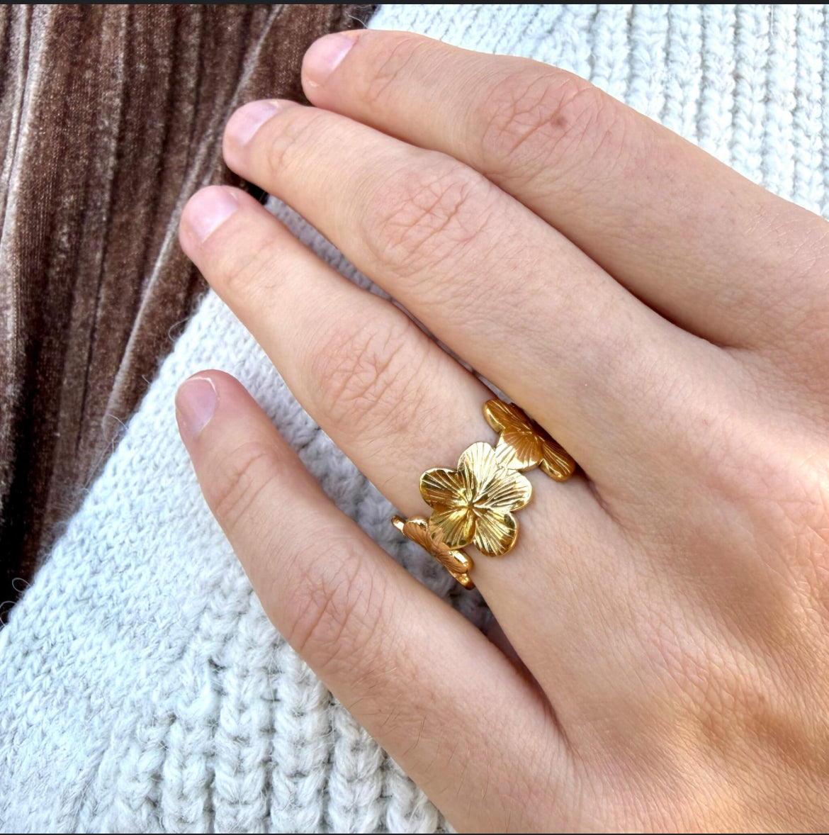 Flower Ring
