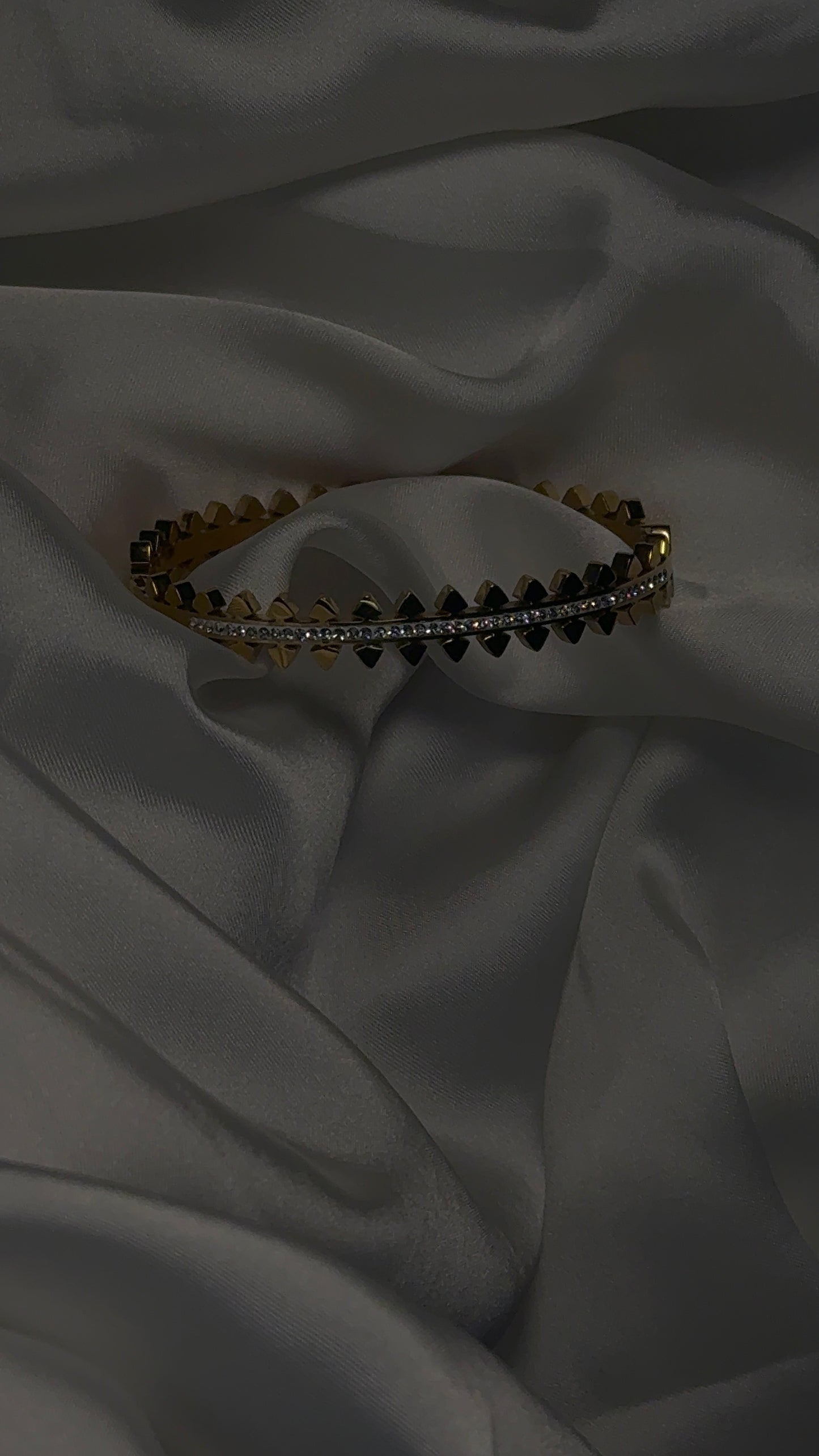Triangle Stone Cuff