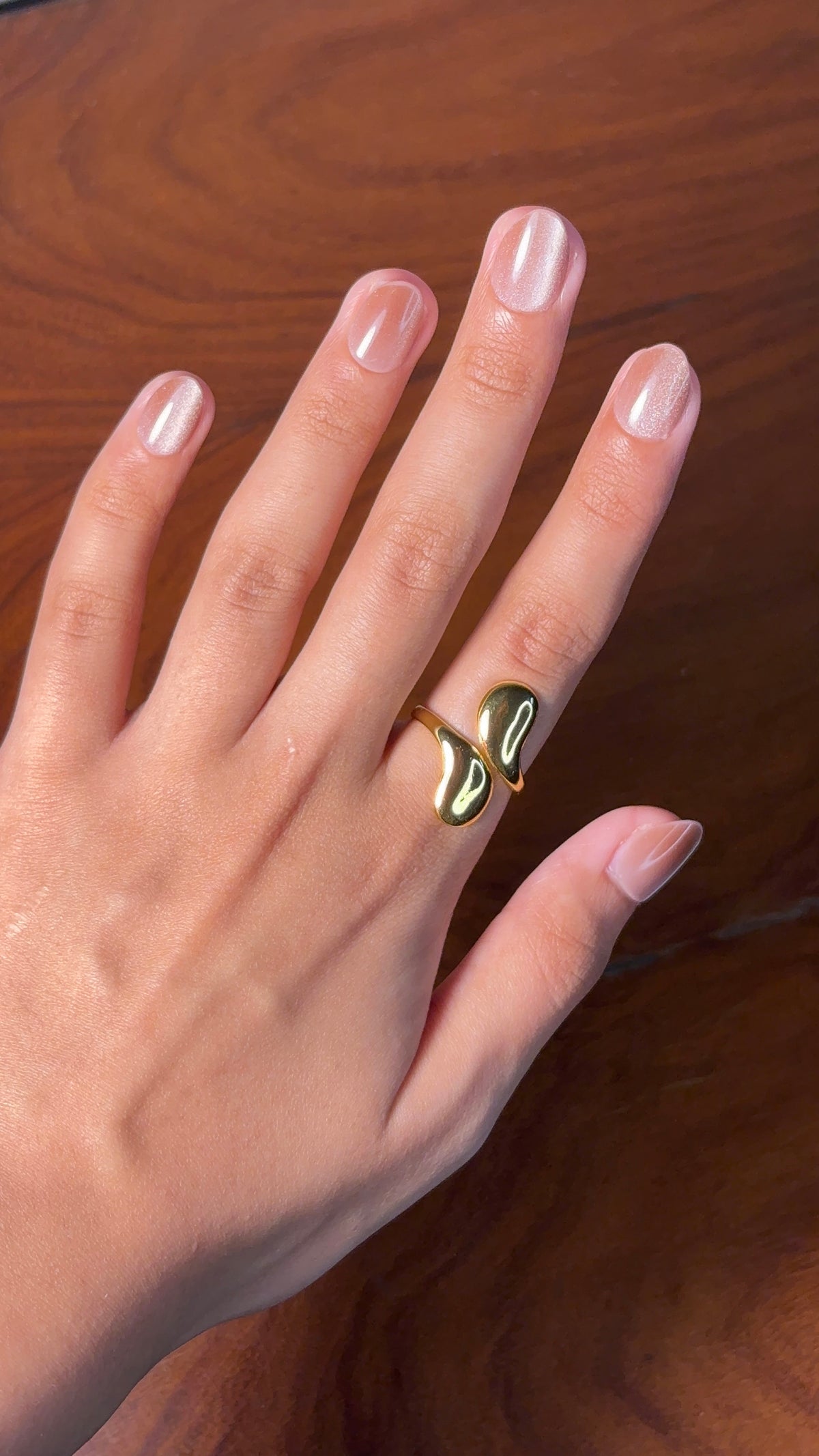 Hugger Ring