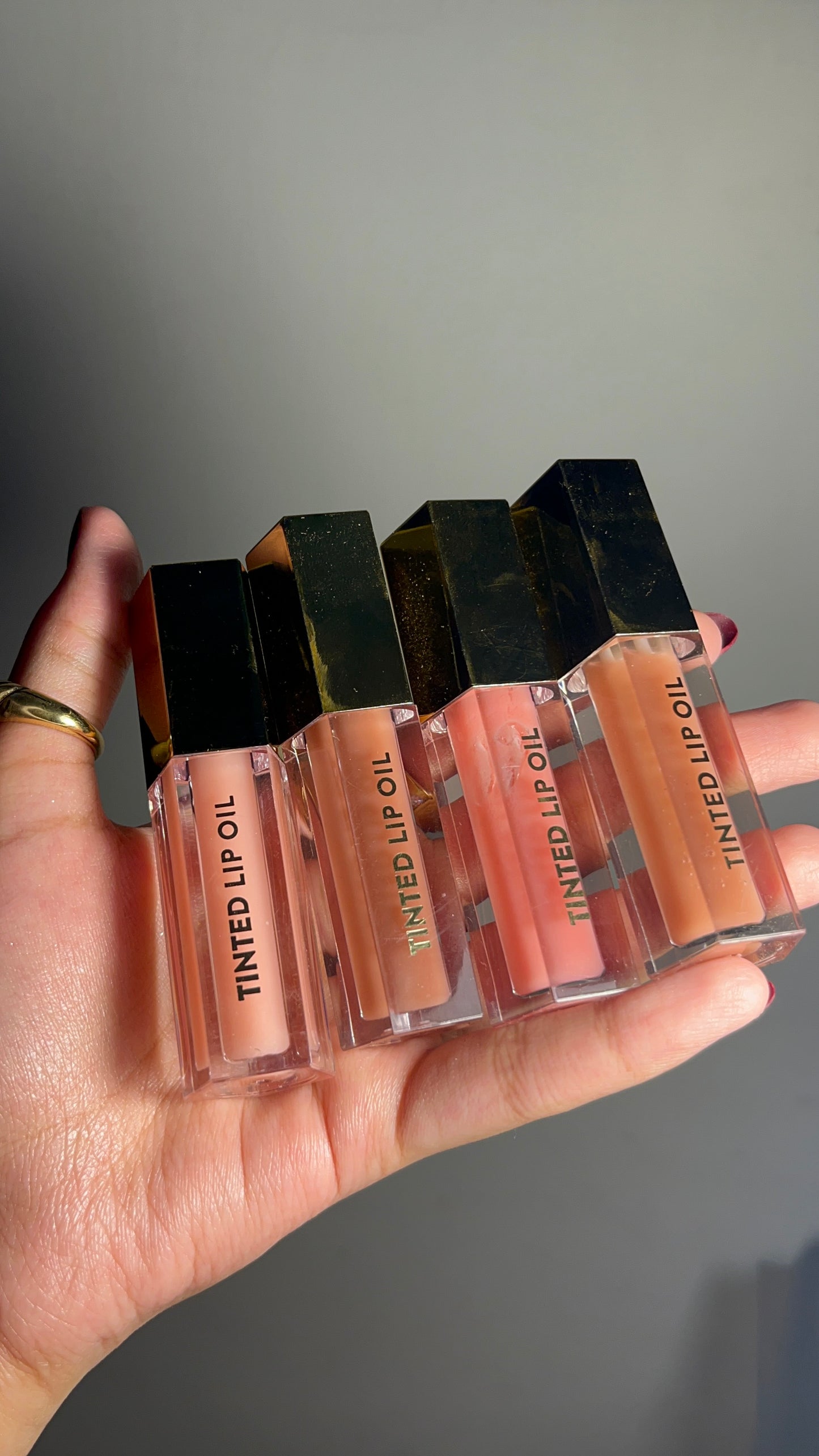 Set of 4 tinted Lip Oil Set