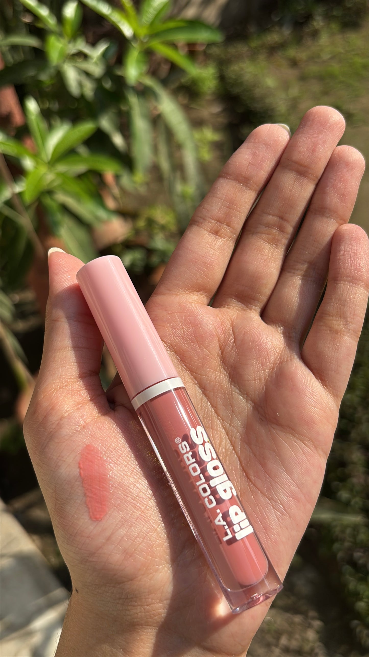 LAA COLORS lipgloss