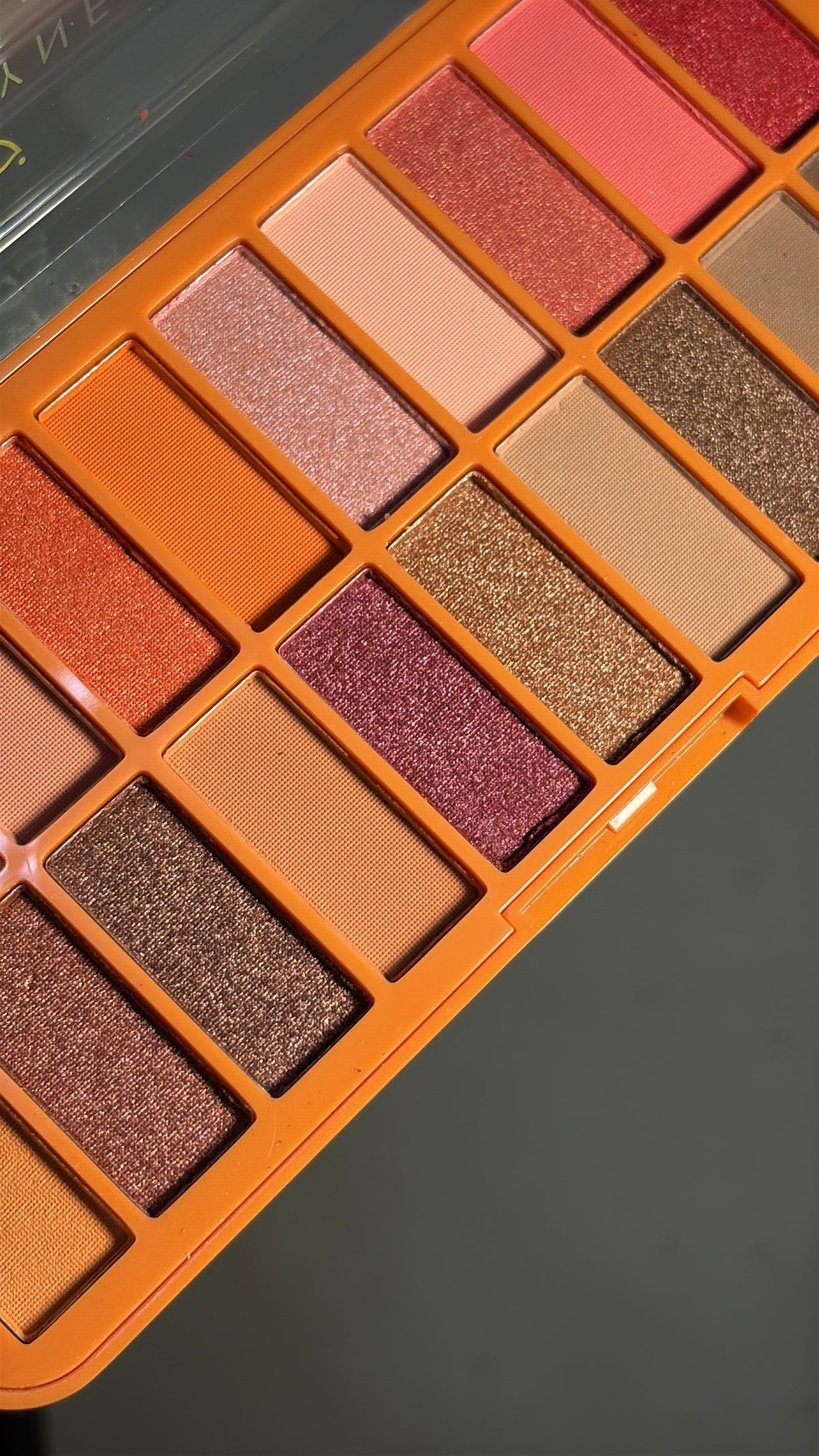 JASMYNE Eyeshadow palette