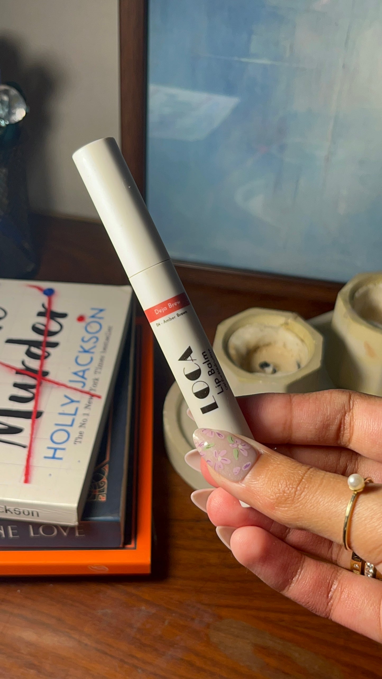 CLICK ON LIPSTICK