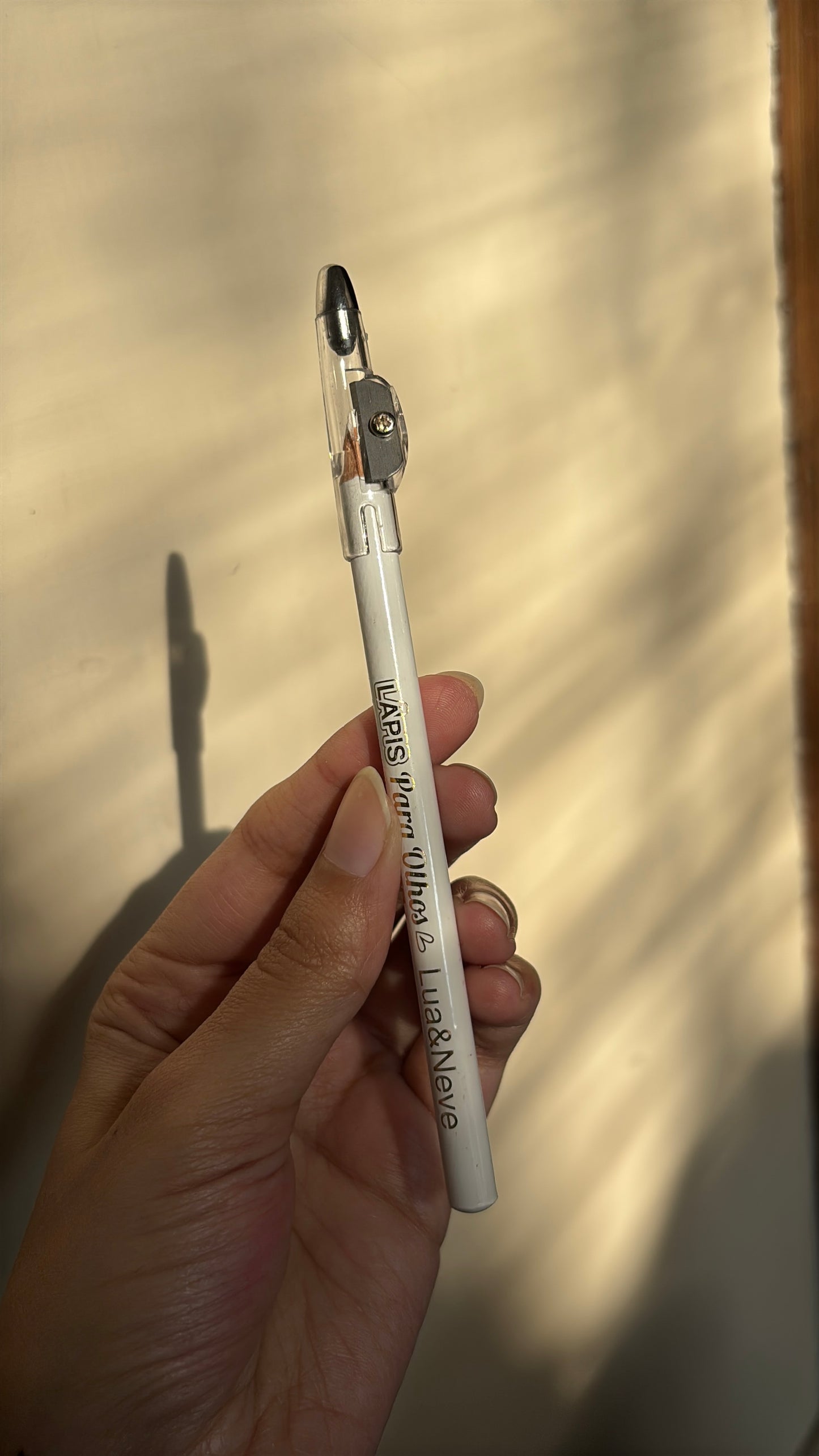 White pencil