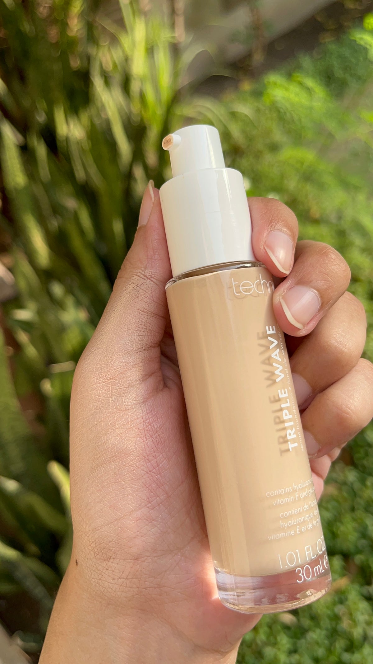 TRIPLE WAVE HIGH COVERAGE Foundation