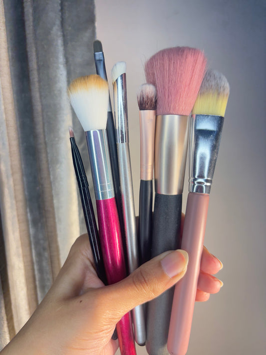 Set of 7 Brushes