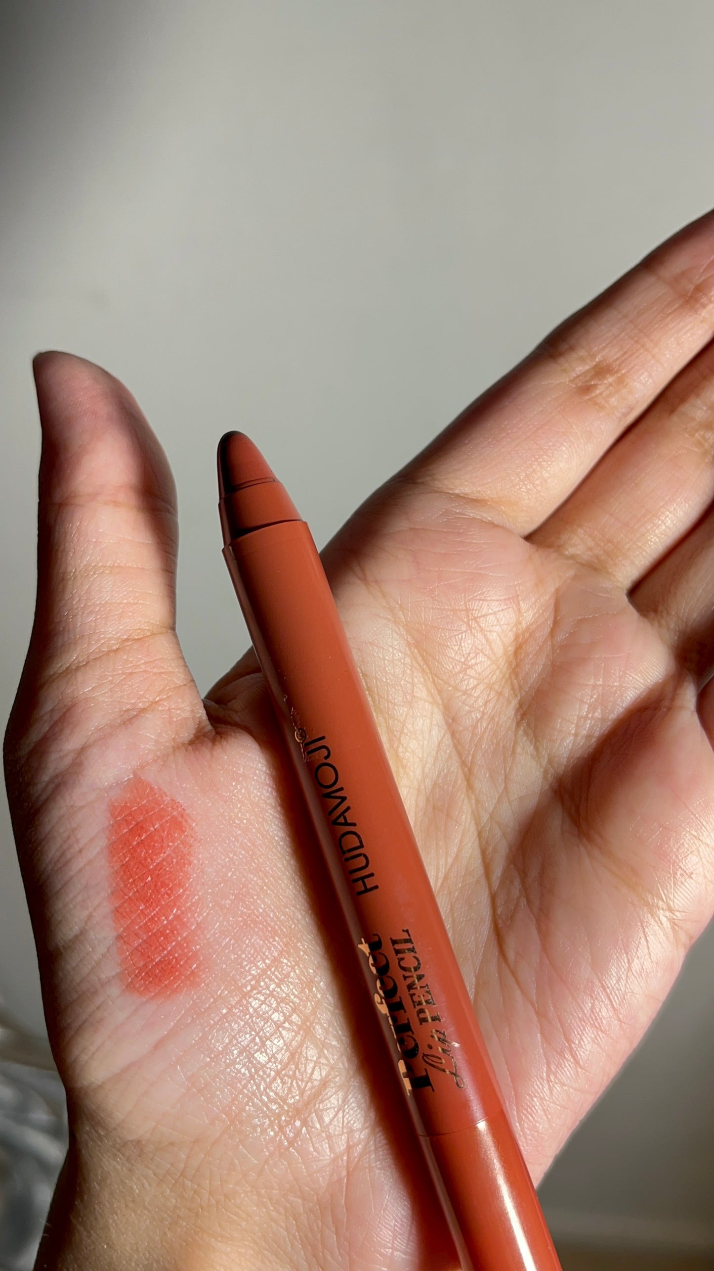 HudaMojii Creamy LipCrayons