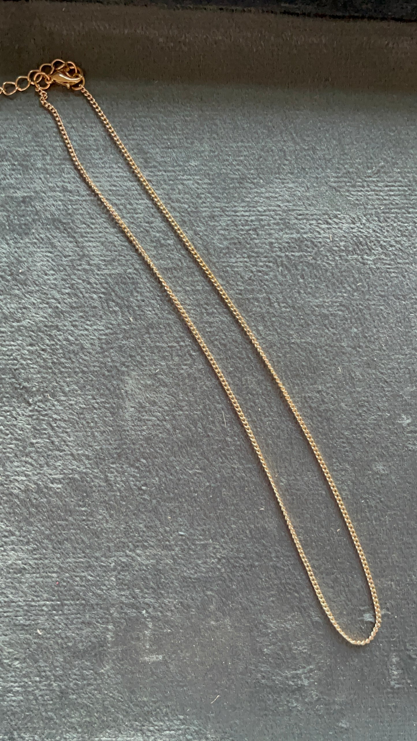 Golden chain-01