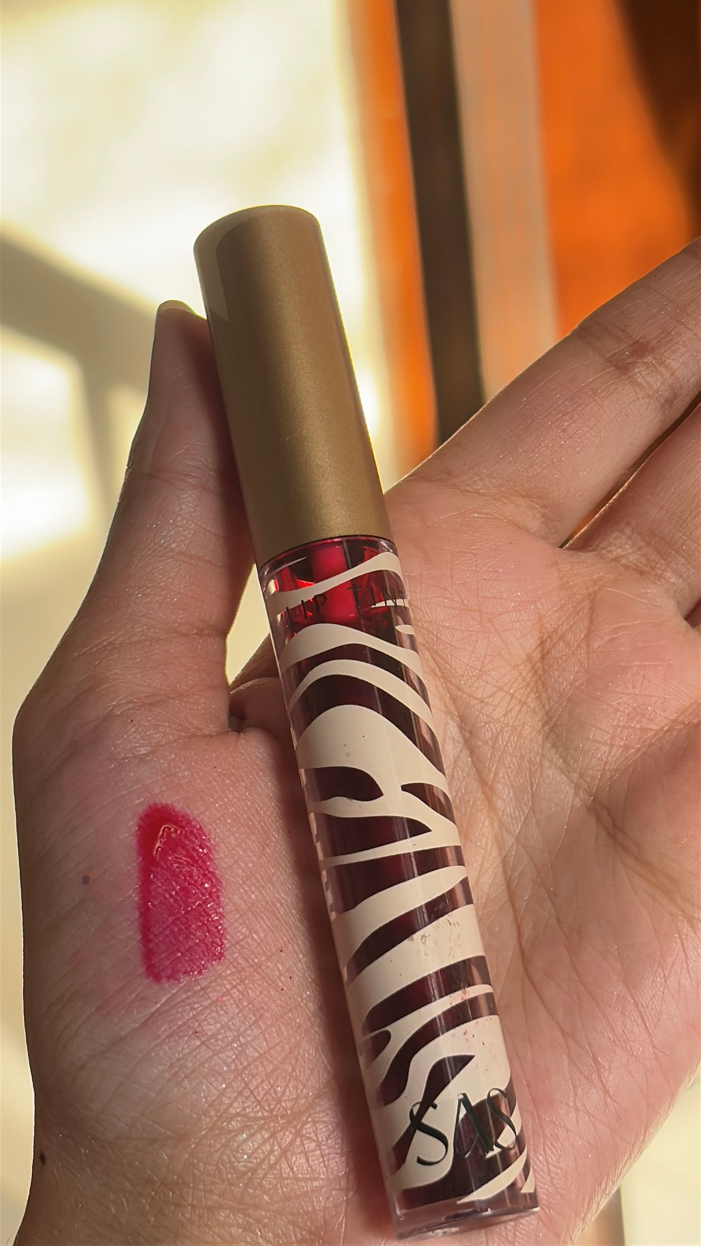 Liptint
