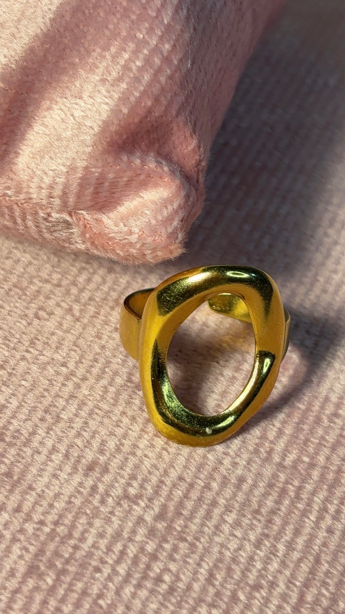 Chic Golden Ring