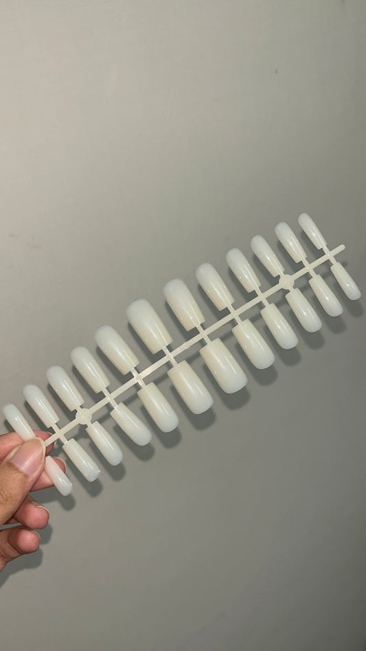 Nails offwhite-083
