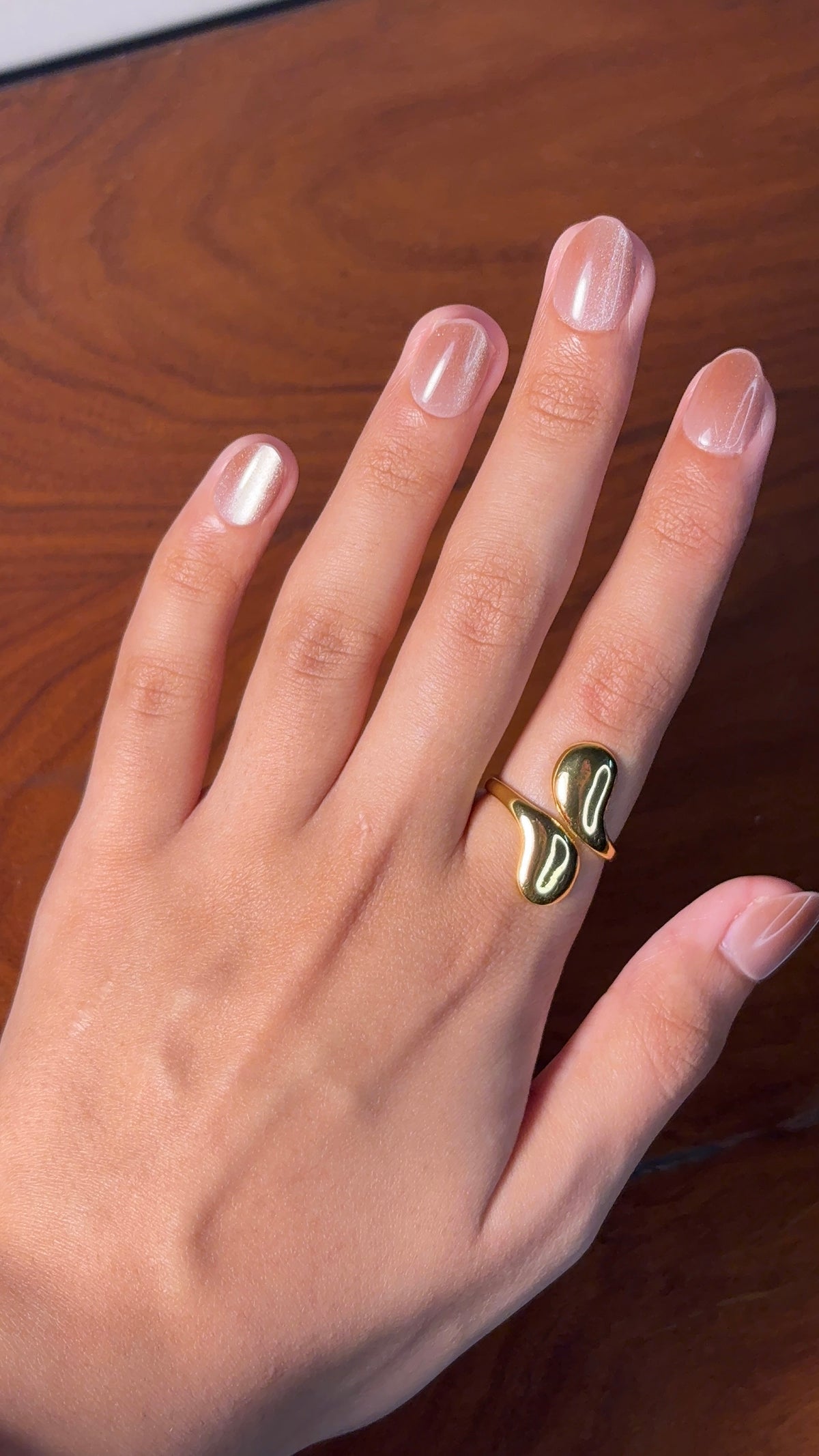 Hugger Ring
