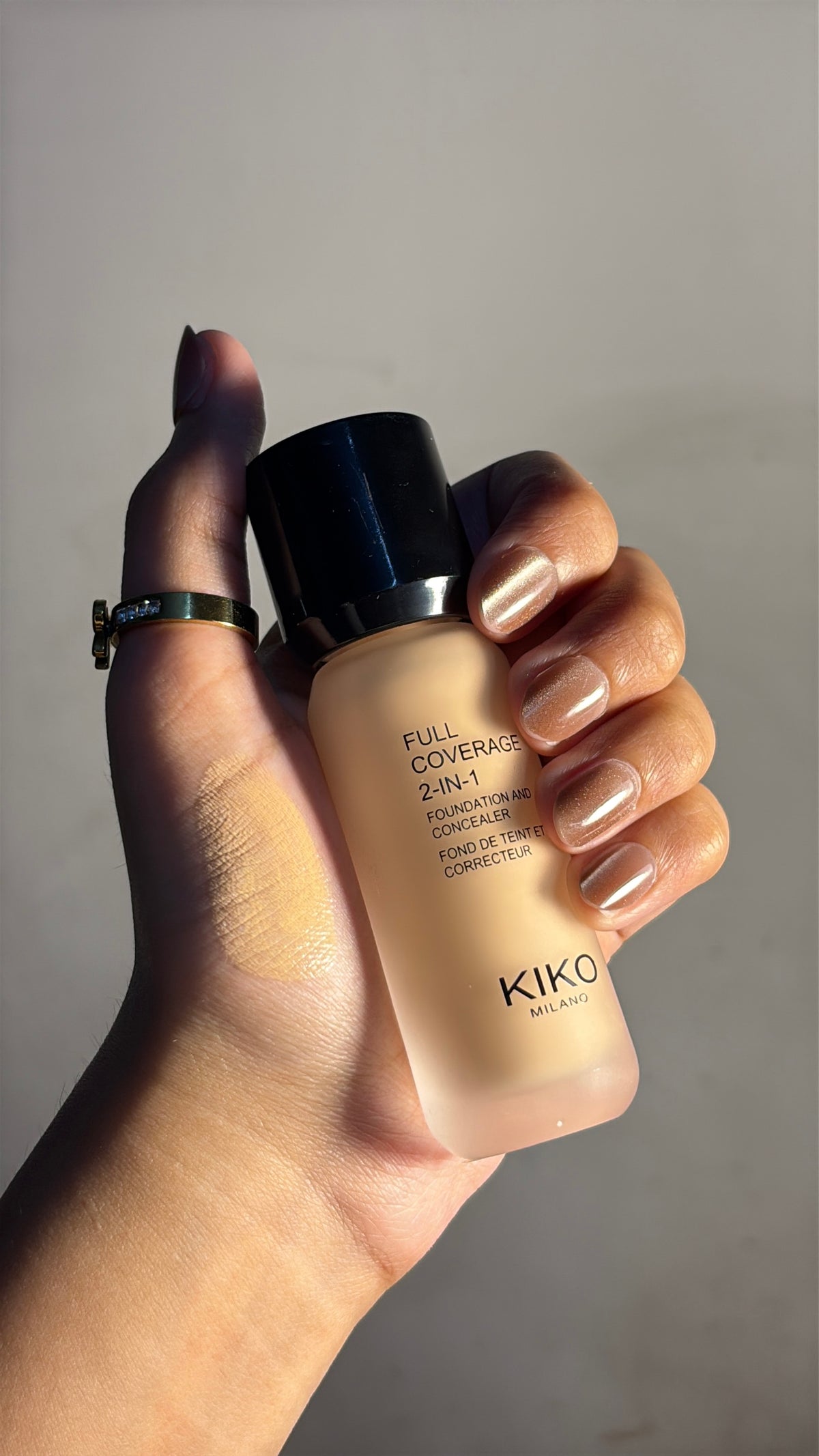 FULL COVERAGE 2-in-1 Foundation