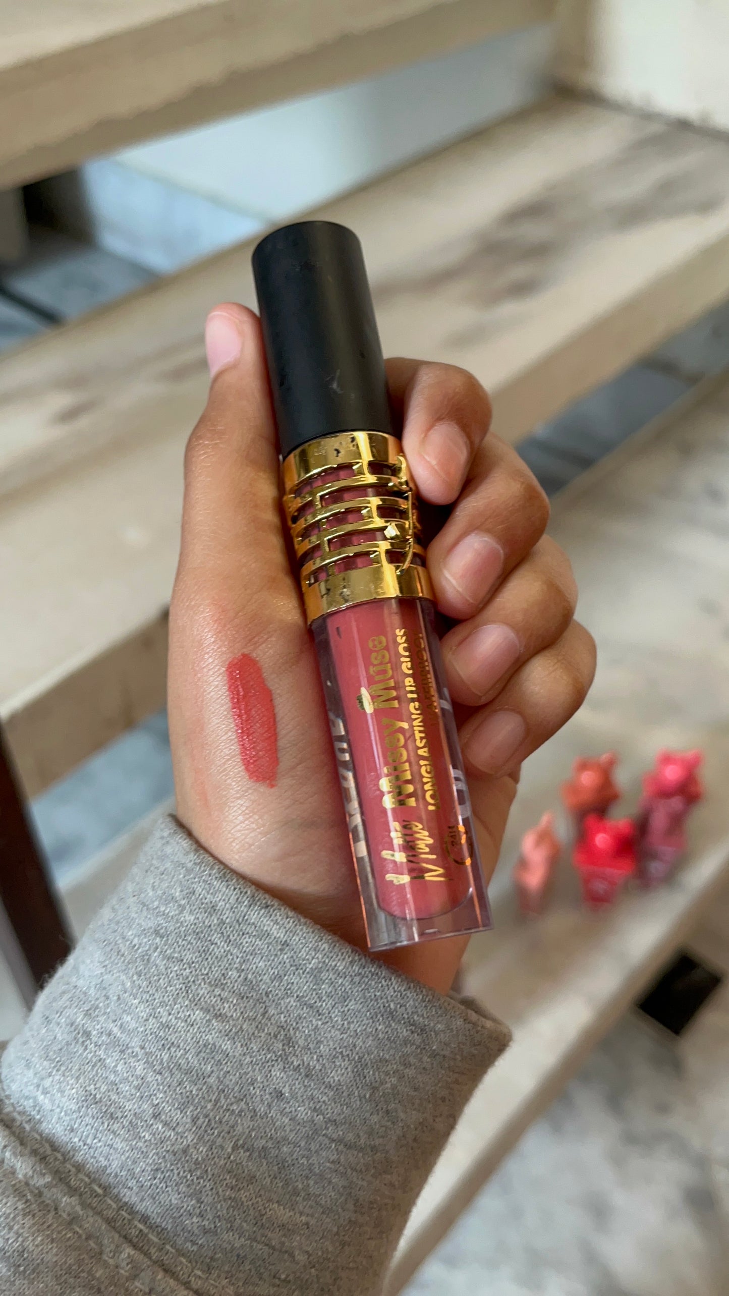 Liquid matte lipstick