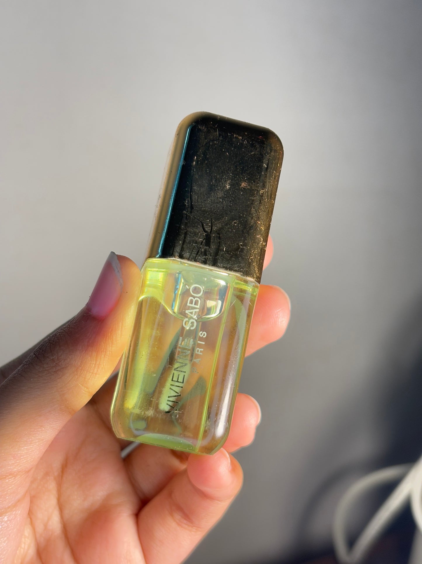 VIVIENNE Lipgloss