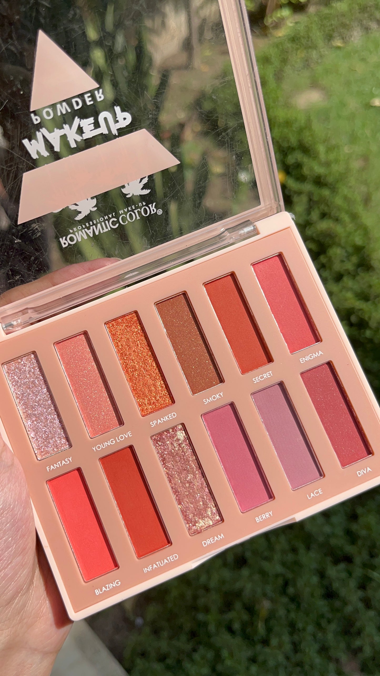 Eyeshadow palette