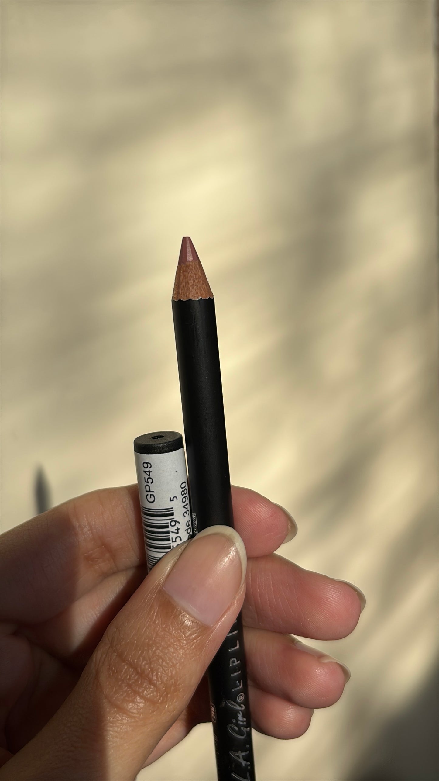 LAA Girl lipliner