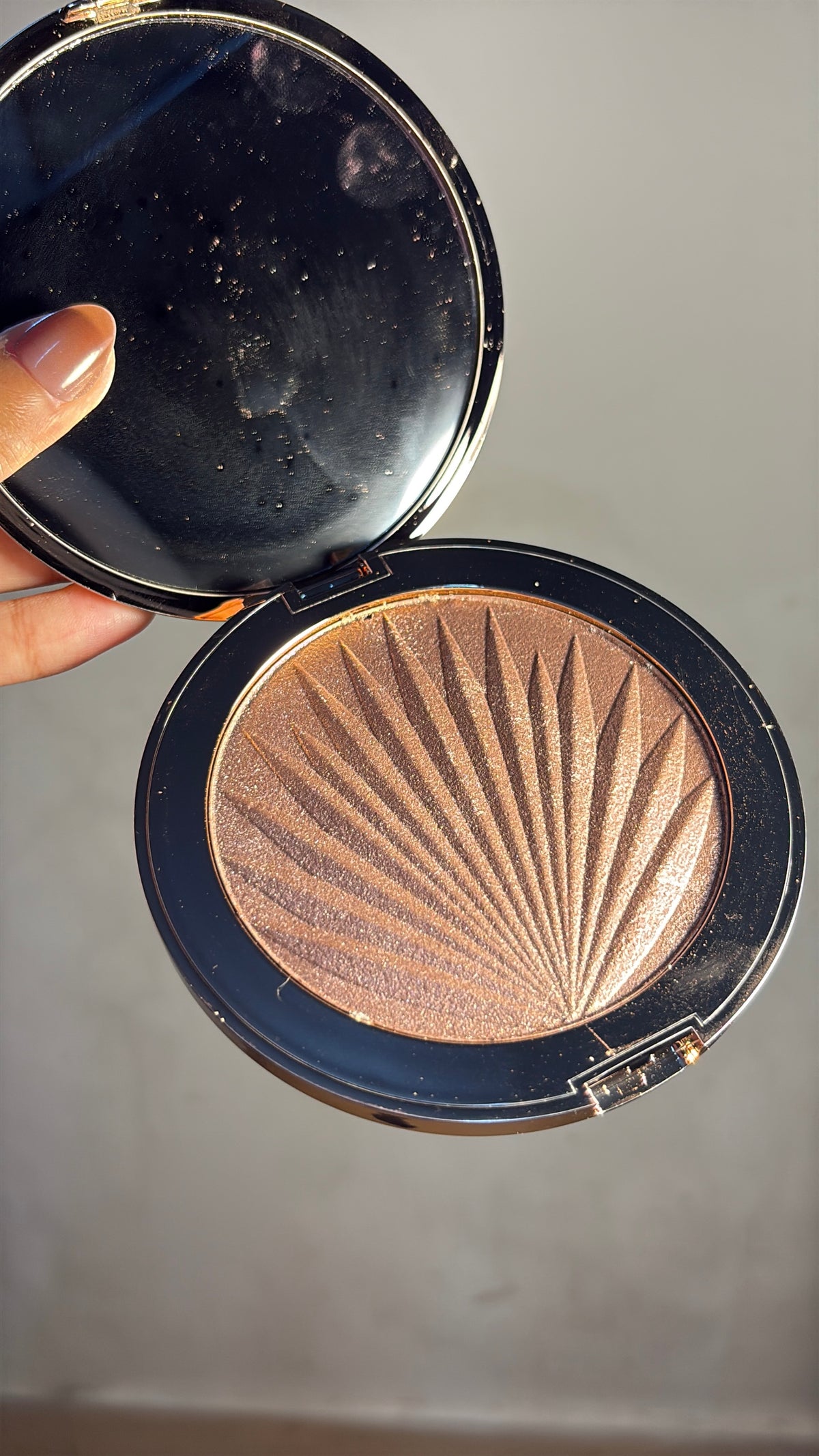 Ultra Glow Highlighter
