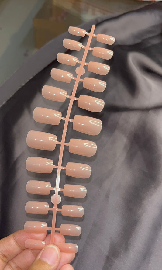 Nails-024