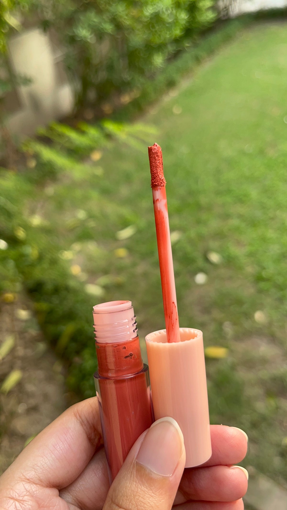 Ruby Rose liquid matte lipstick-02