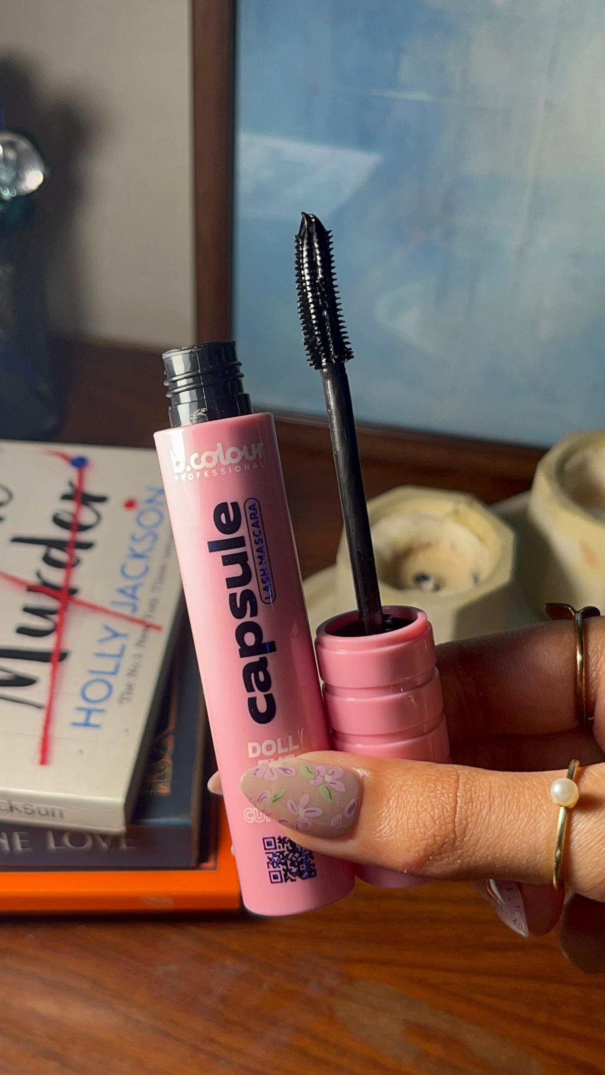 DOLL EYE EFFECT CURL MASCARA