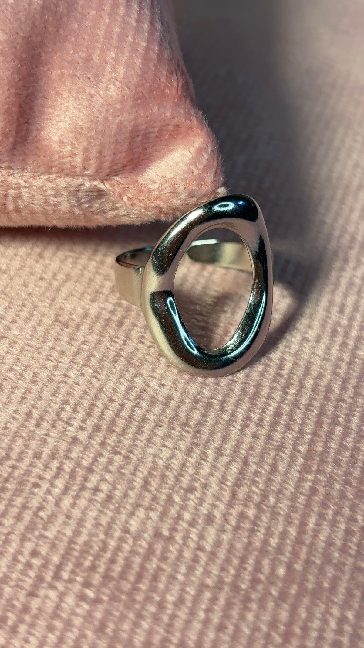 Chic Silver Ring