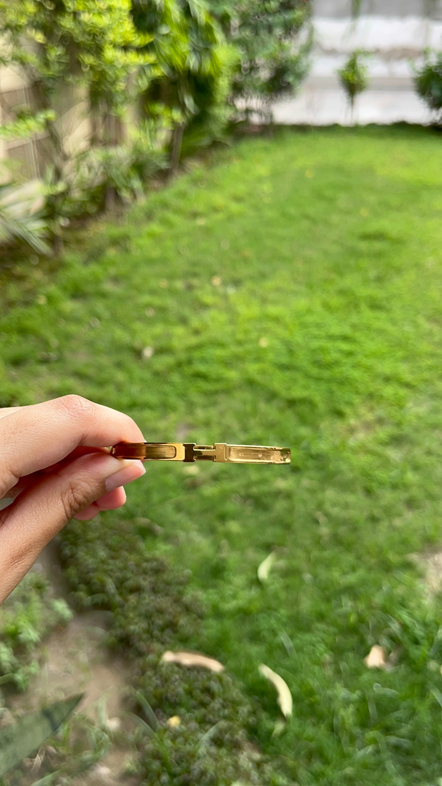 Gold Handcuff