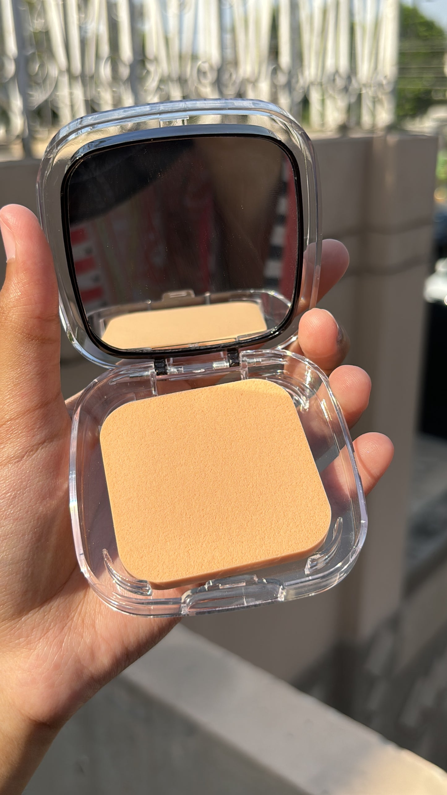 Compact and Contour Powder