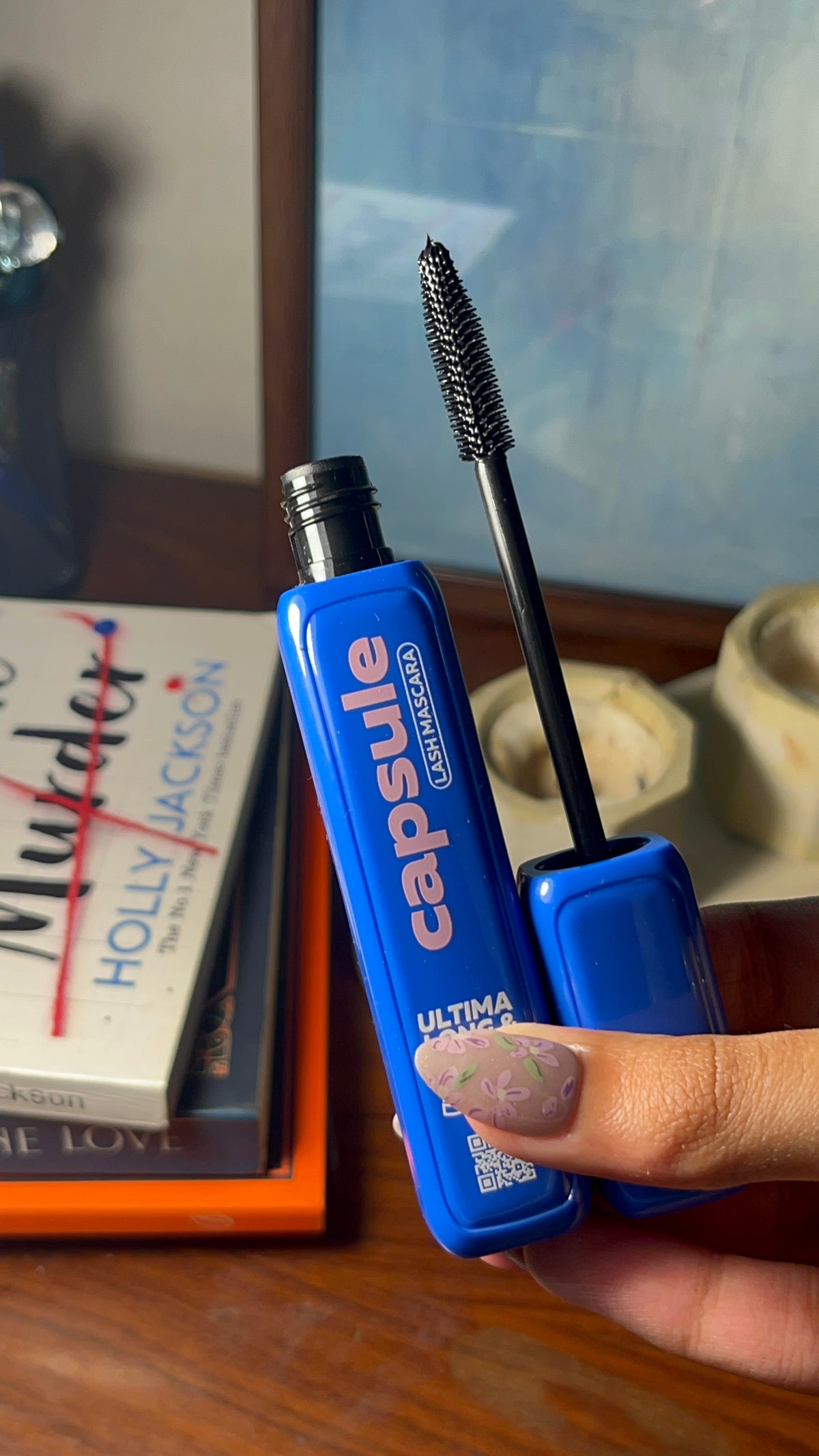 ULTRA VOLUME MASCARA