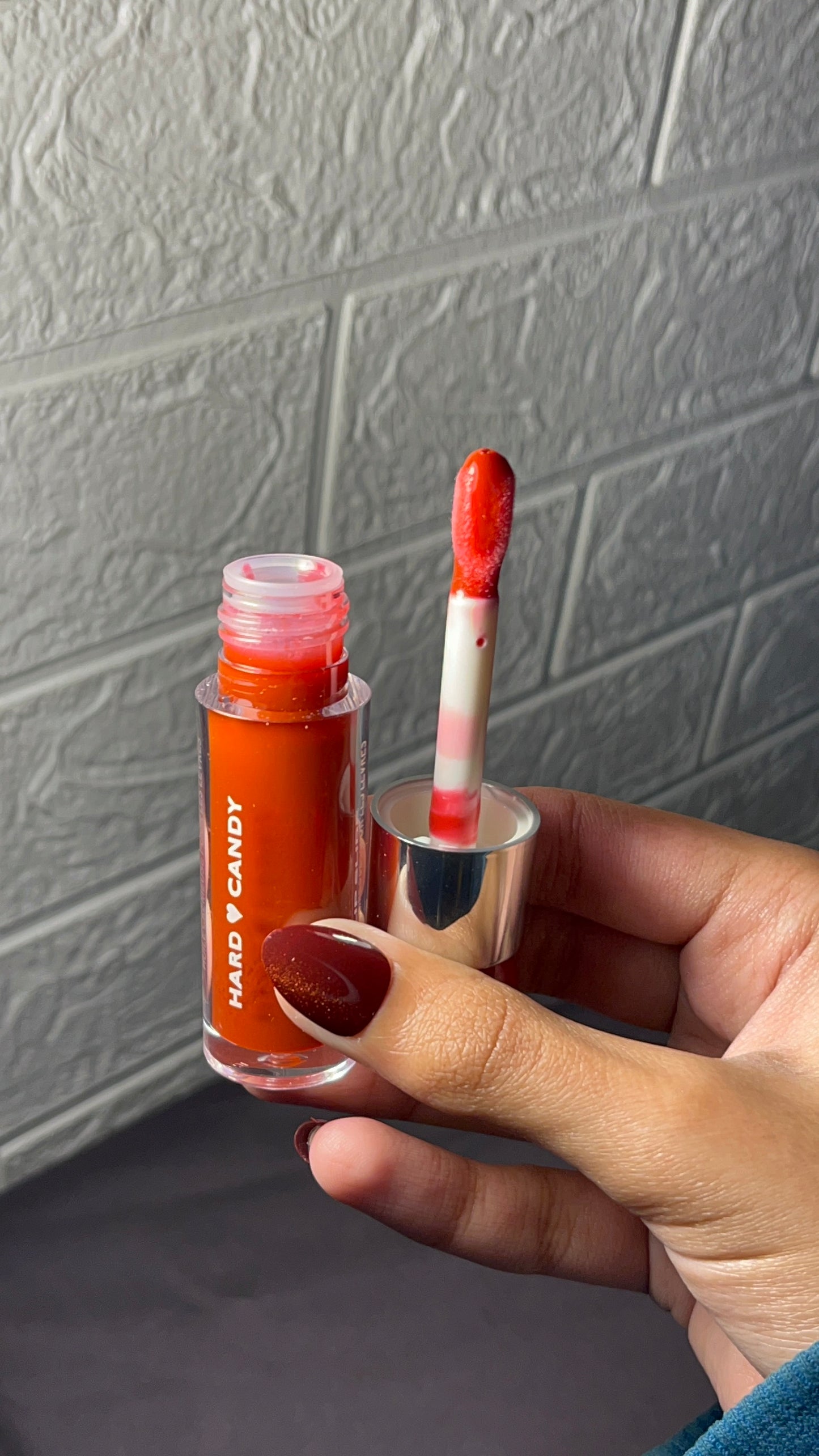 Red tinted LipOil