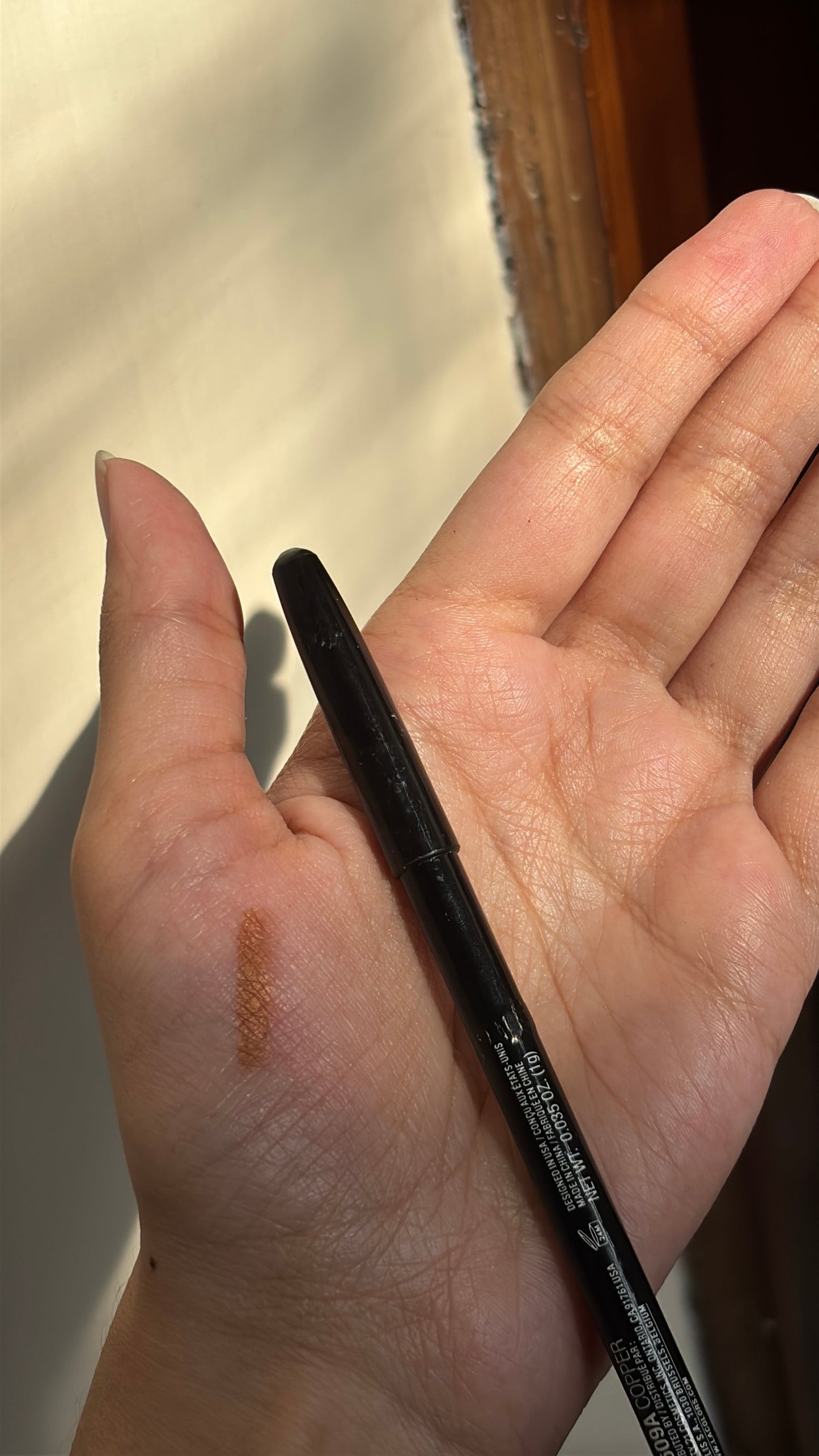 LAA colors Eyeliner pencil