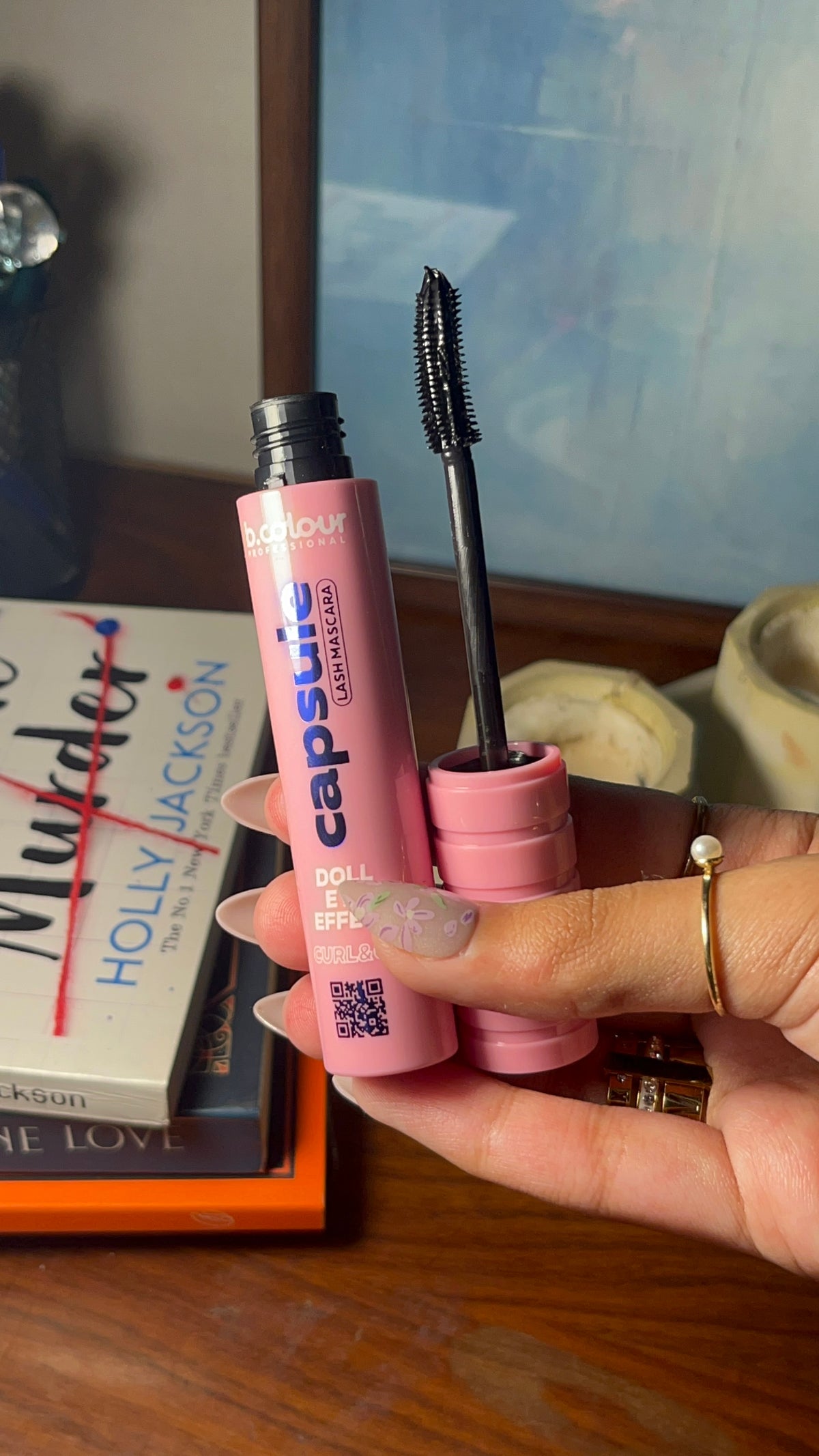 DOLL EYE EFFECT CURL MASCARA