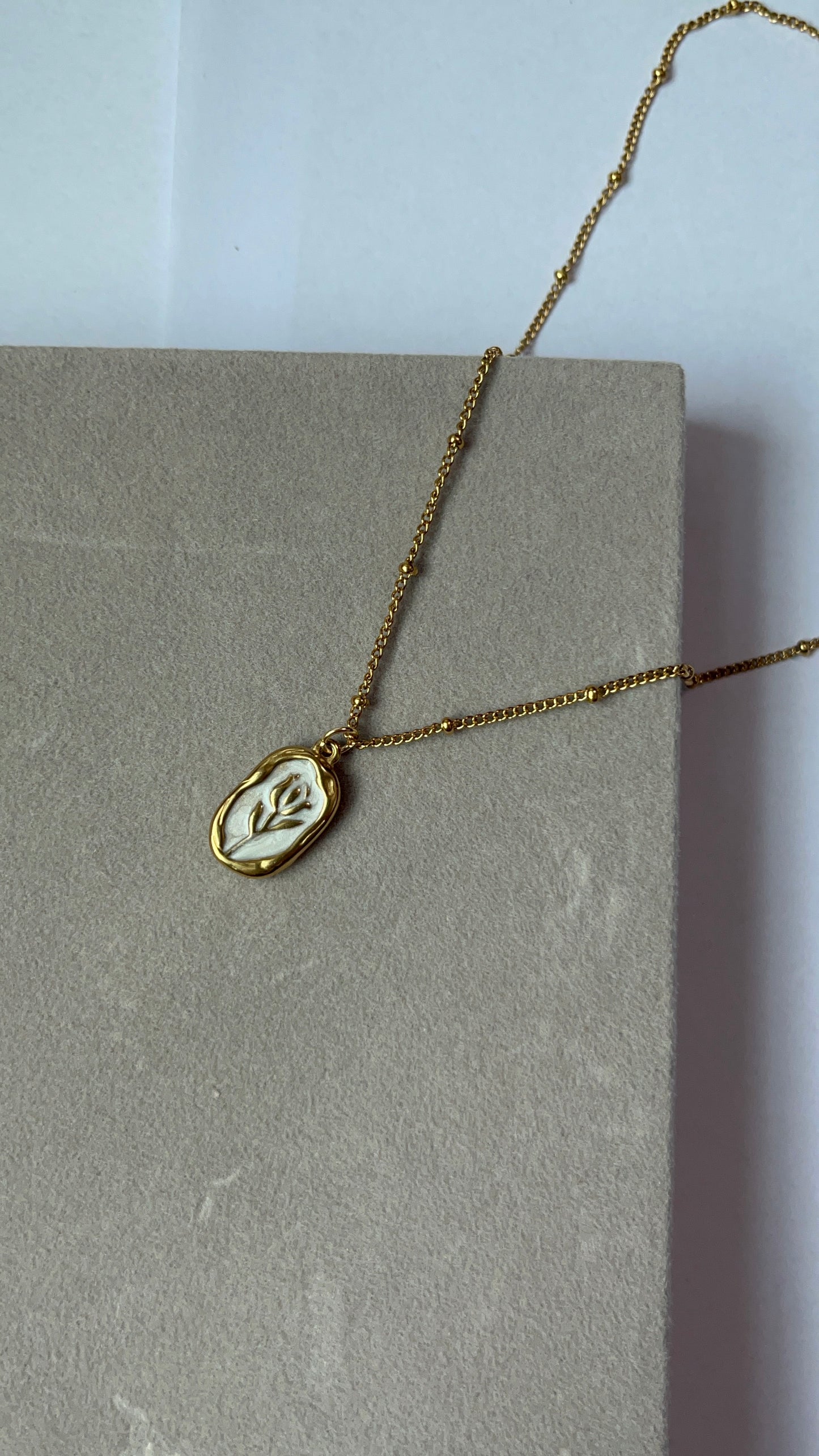 White n Gold Rose Pendant