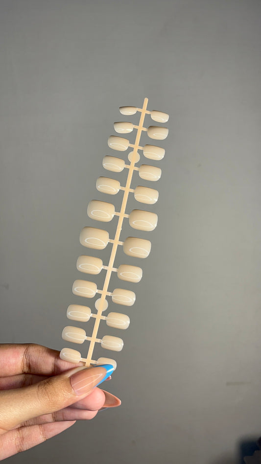 Nails-056