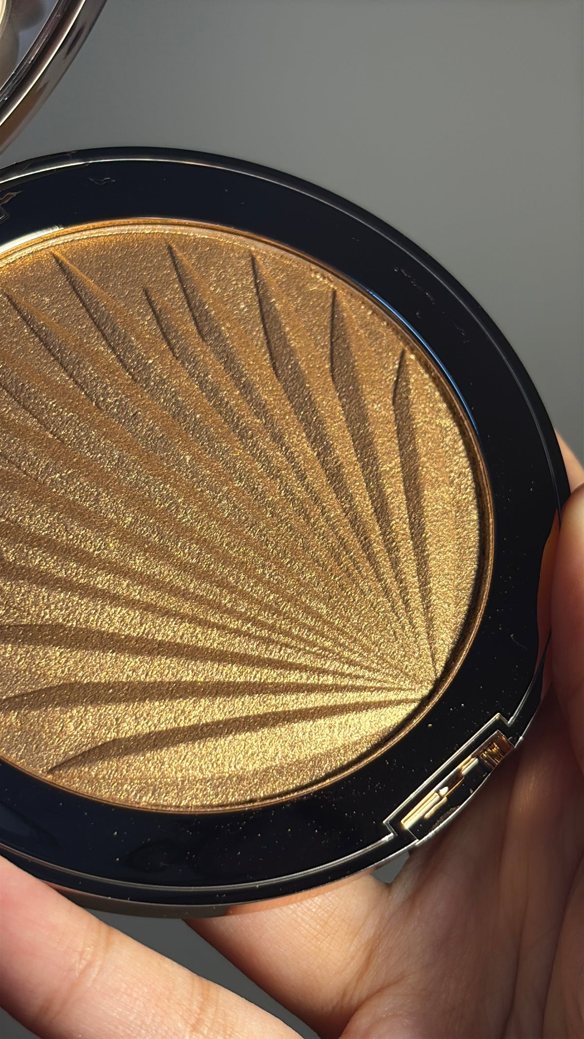 Ultra Glow Highlighter