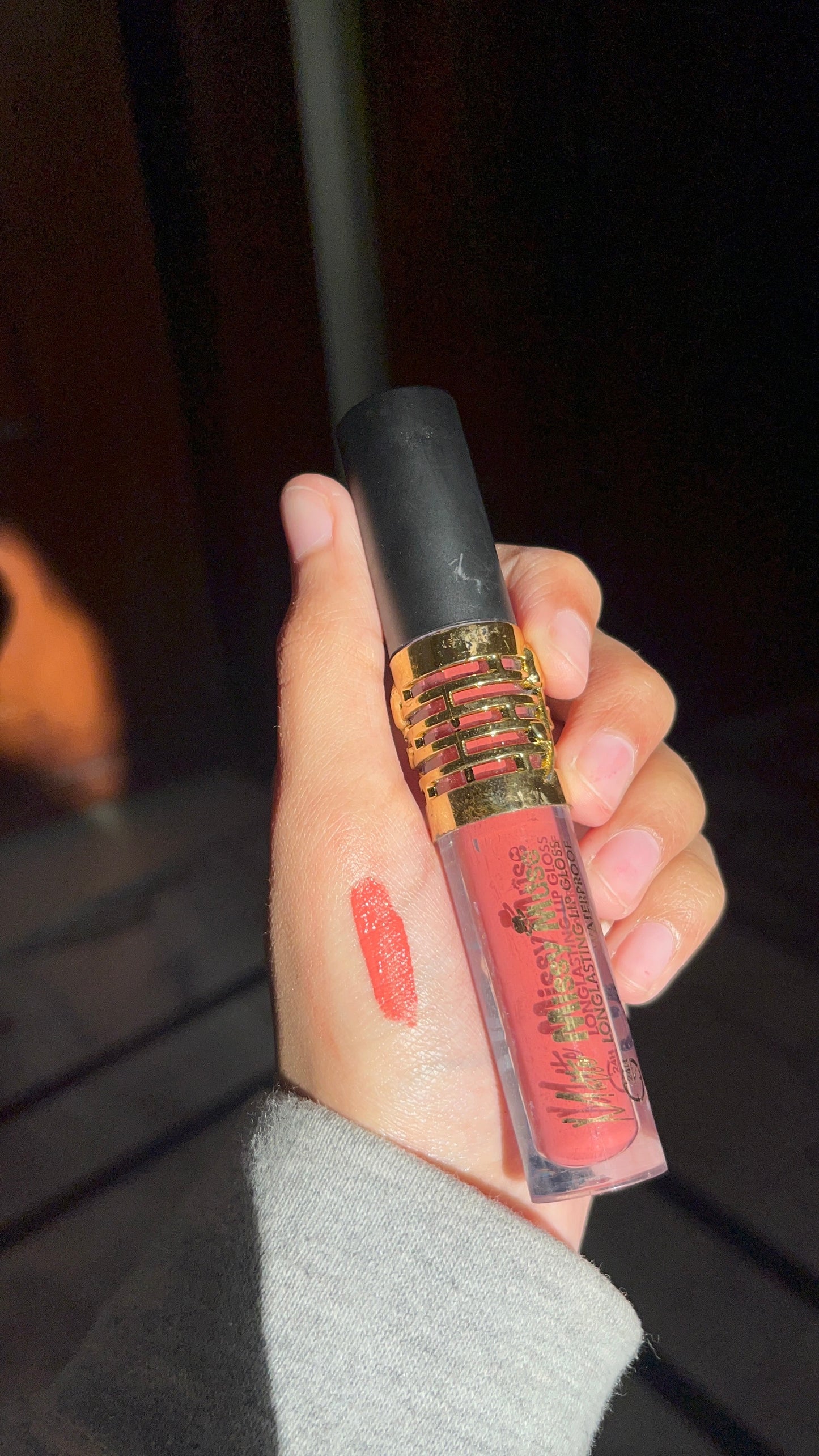 Liquid matte lipstick