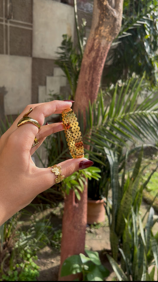 Mesh Cuff