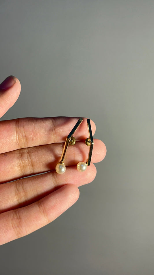 Pearl Earings