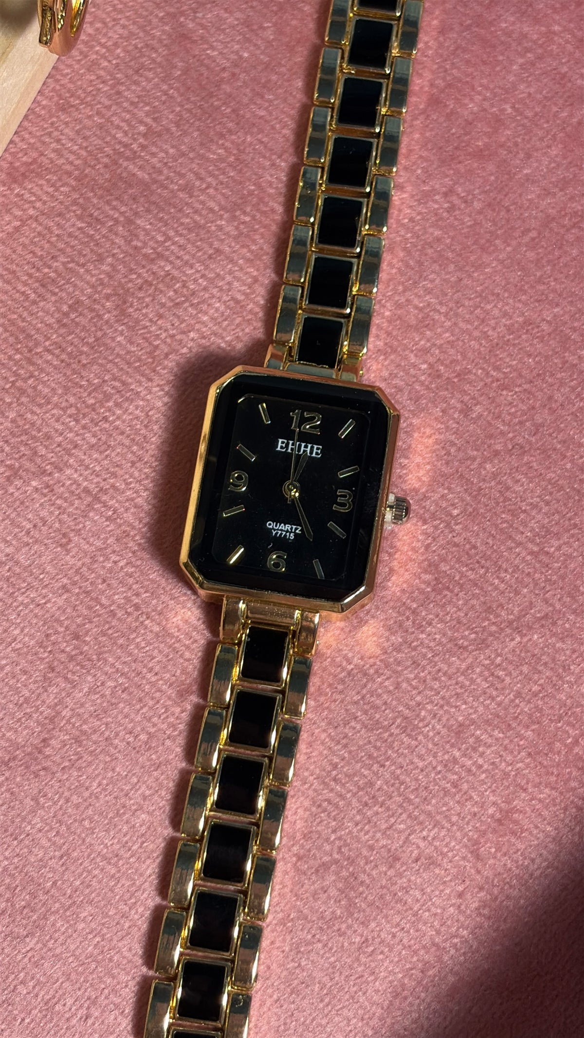 Chic Rectangle Black Dial Watch