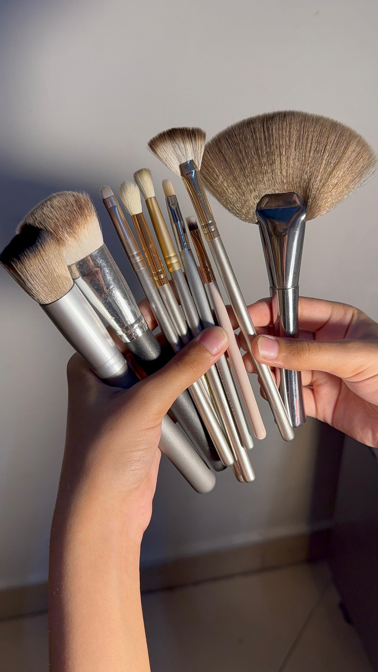 Set of 9 Brushes