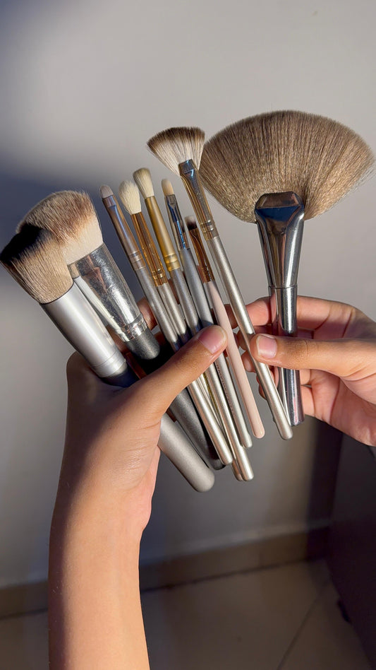 Set of 9 Brushes