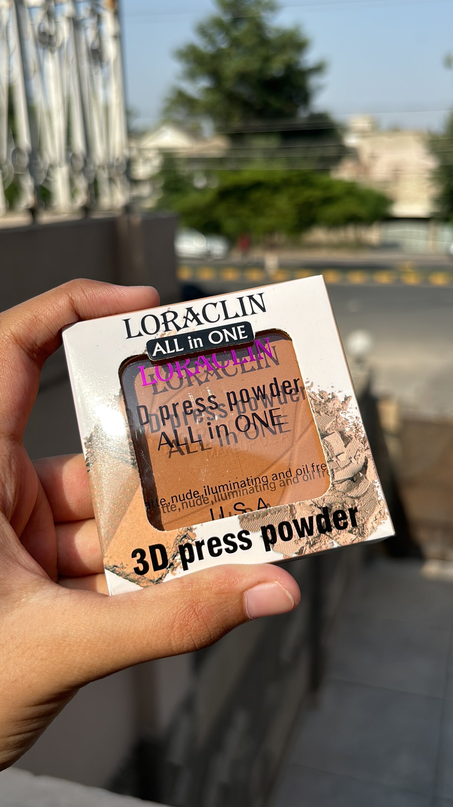 Compact and Contour Powder