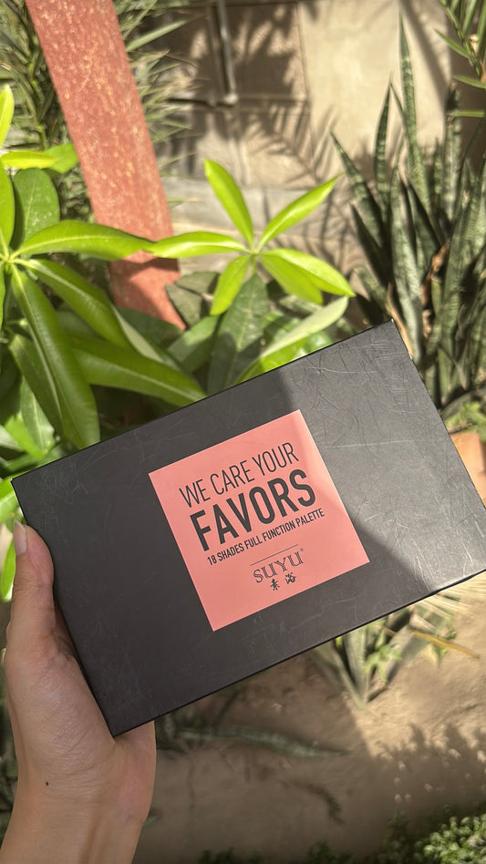 18 Color Eyeshadow Palette