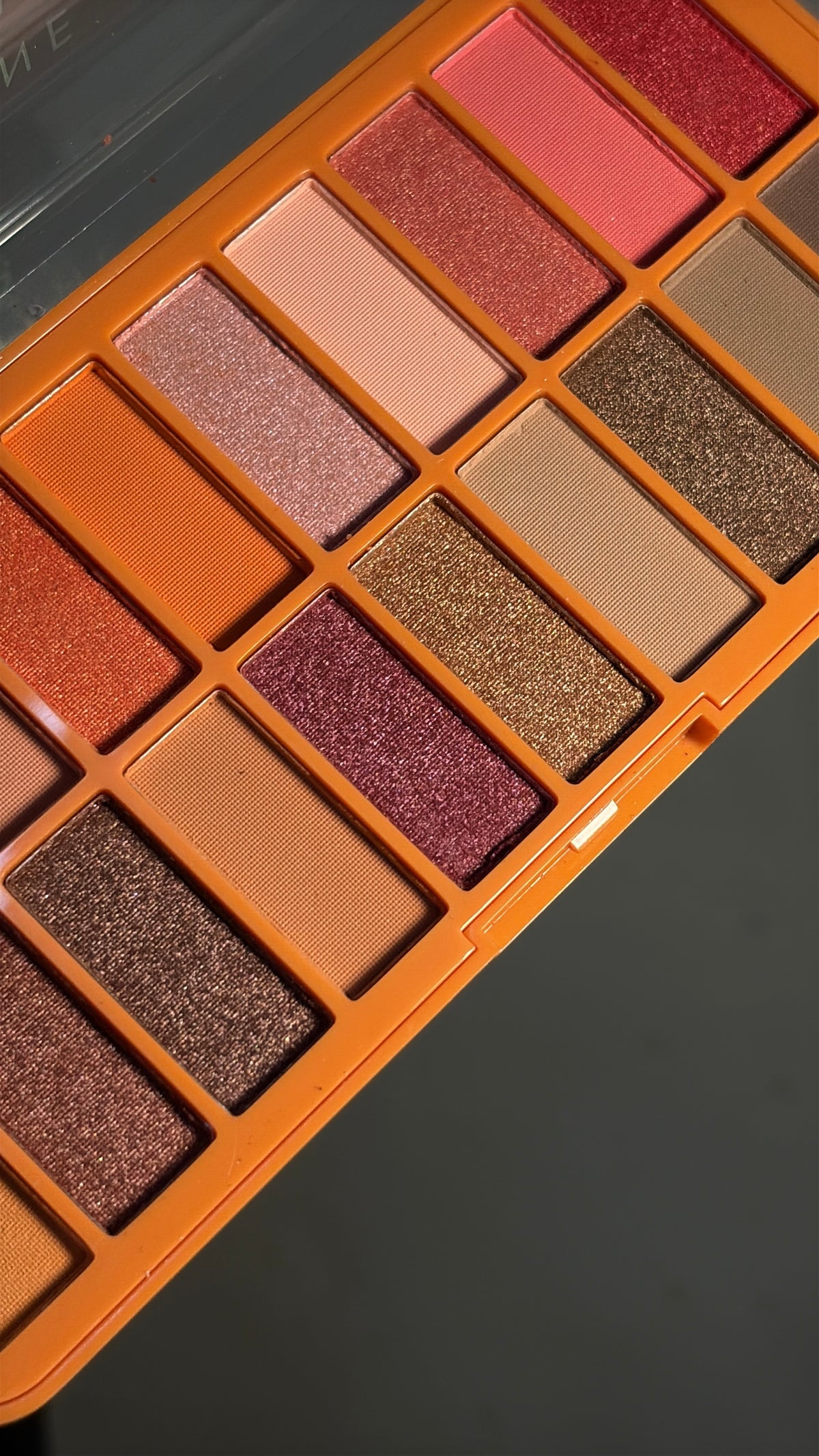 JASMYNE Eyeshadow palette