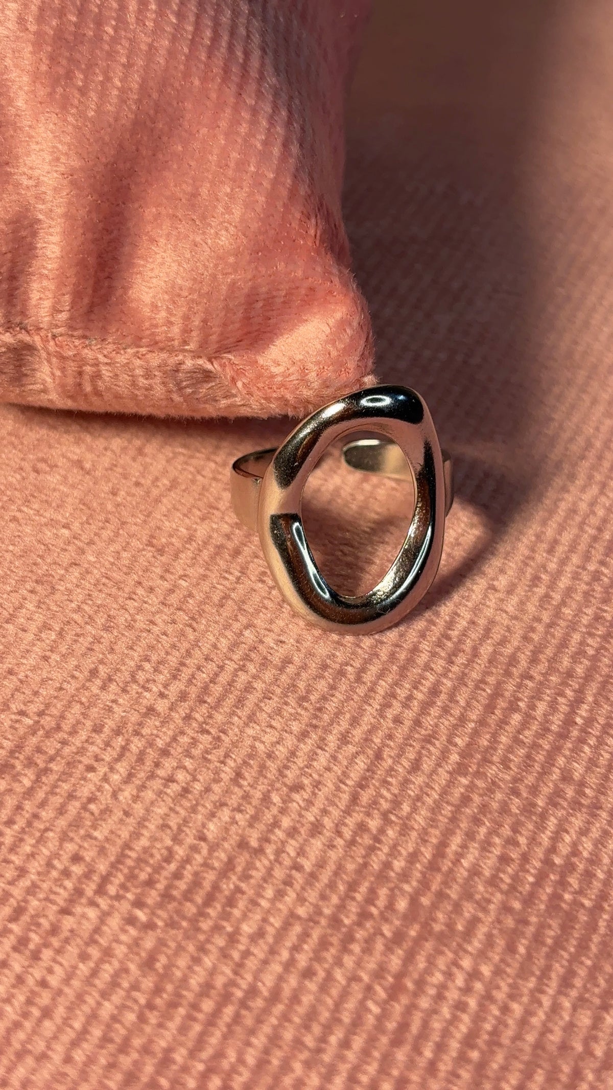 Chic Silver Ring