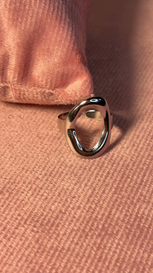 Chic Silver Ring